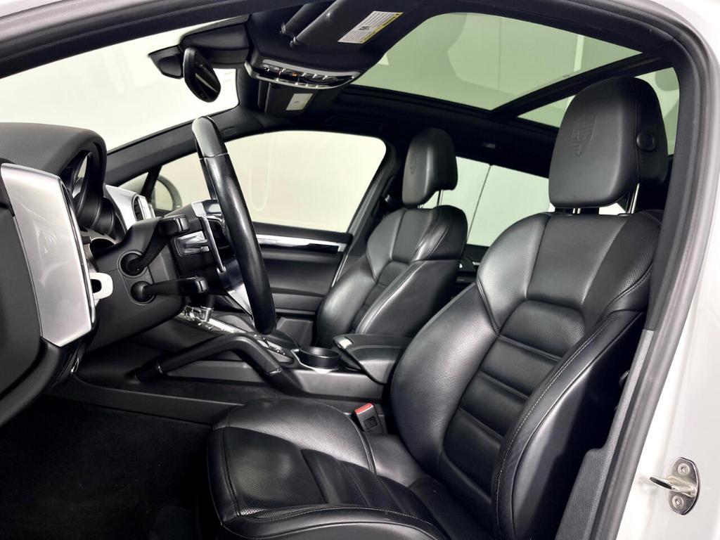used 2017 Porsche Cayenne E-Hybrid car, priced at $25,800