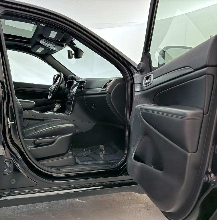 used 2020 Jeep Grand Cherokee car, priced at $19,500
