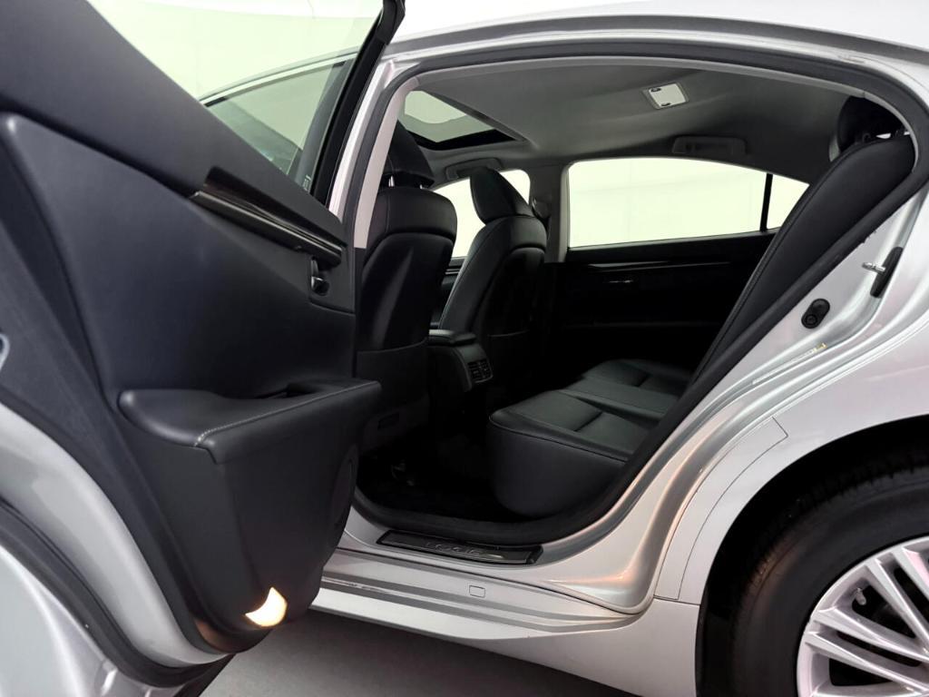 used 2013 Lexus ES 350 car, priced at $9,998