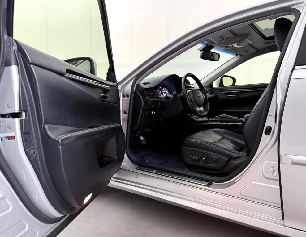 used 2013 Lexus ES 350 car, priced at $9,998