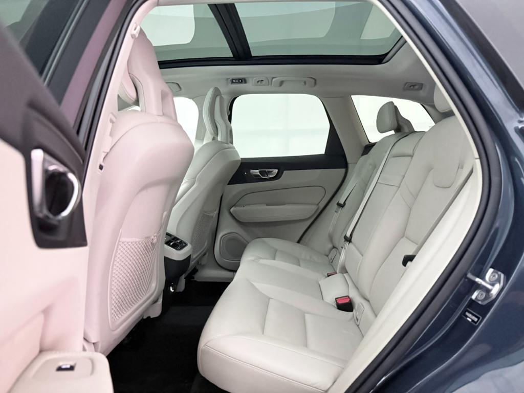 used 2018 Volvo XC60 car, priced at $18,500