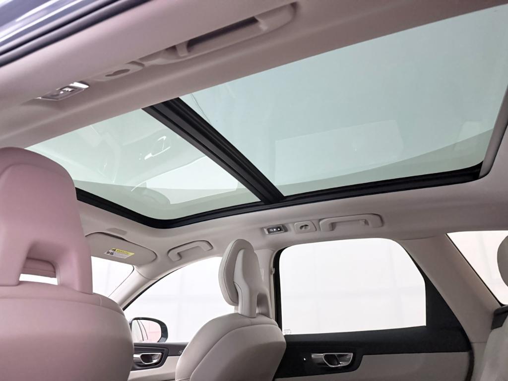 used 2018 Volvo XC60 car, priced at $18,500