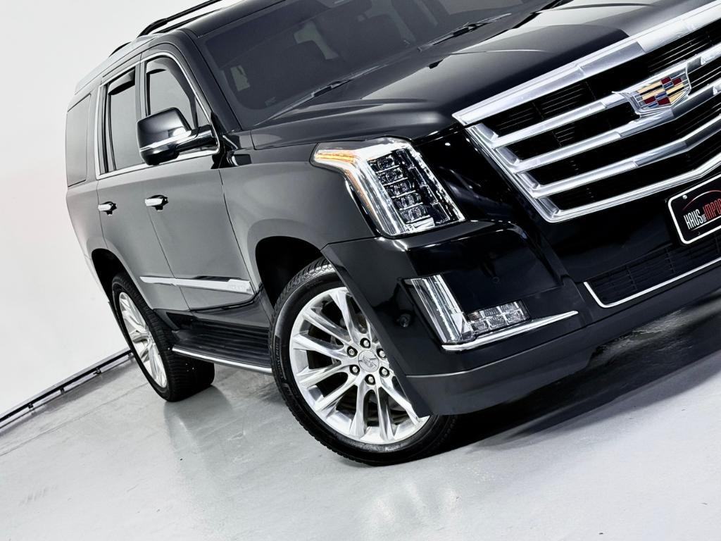 used 2017 Cadillac Escalade car, priced at $31,500