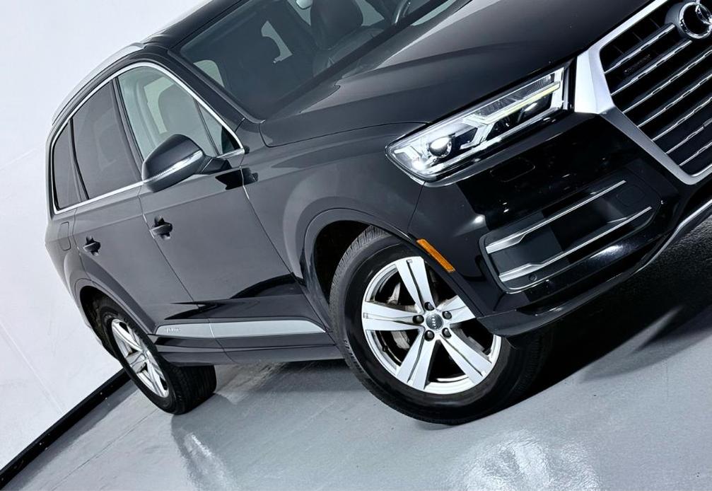 used 2018 Audi Q7 car, priced at $20,400