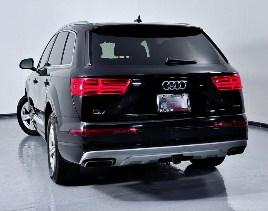 used 2018 Audi Q7 car, priced at $20,400