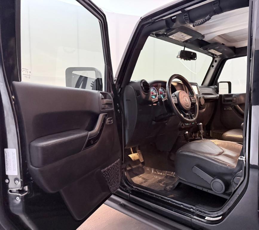 used 2015 Jeep Wrangler Unlimited car, priced at $19,300