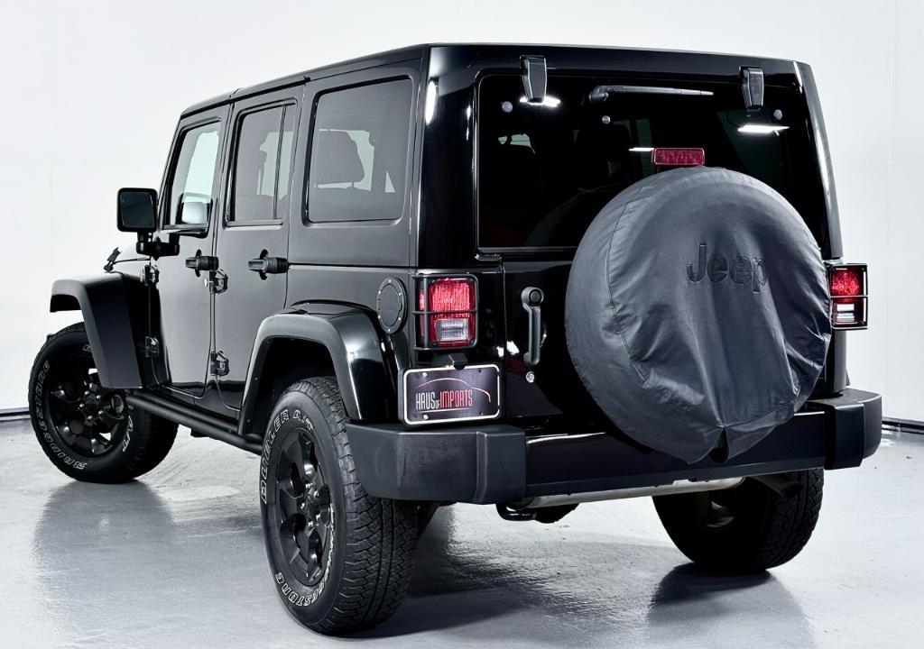 used 2015 Jeep Wrangler Unlimited car, priced at $19,300
