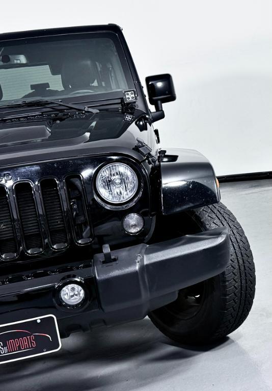 used 2015 Jeep Wrangler Unlimited car, priced at $19,300