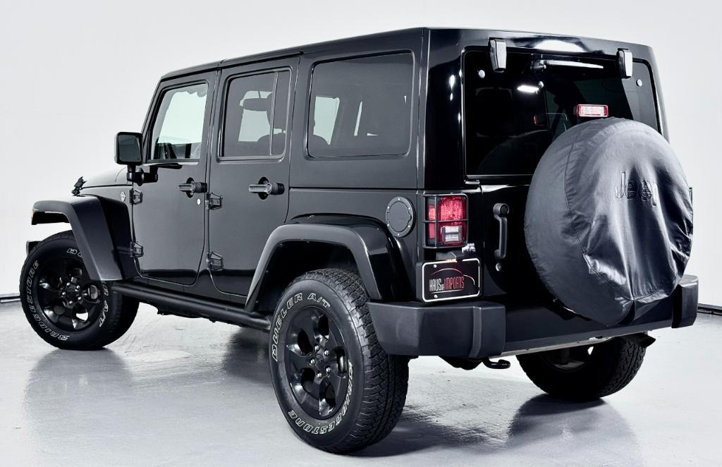 used 2015 Jeep Wrangler Unlimited car, priced at $19,300