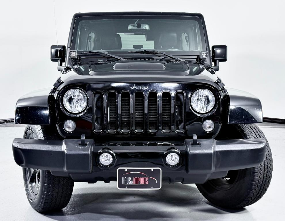 used 2015 Jeep Wrangler Unlimited car, priced at $19,300