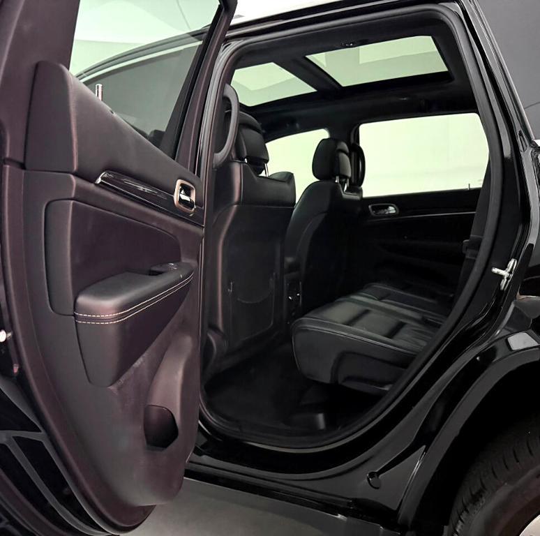 used 2017 Jeep Grand Cherokee car, priced at $21,300