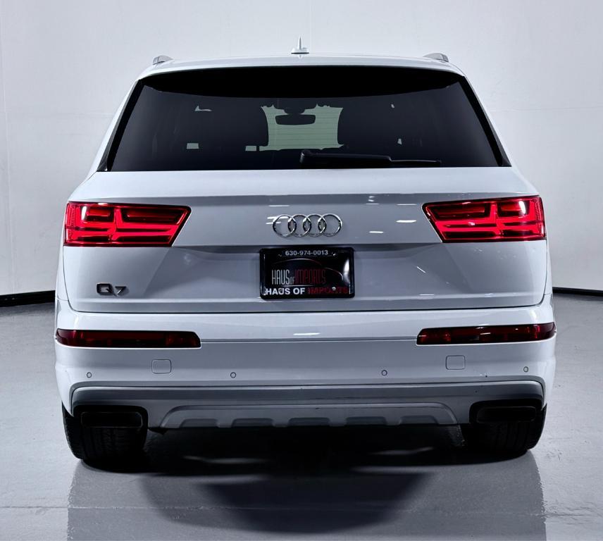 used 2019 Audi Q7 car, priced at $18,500