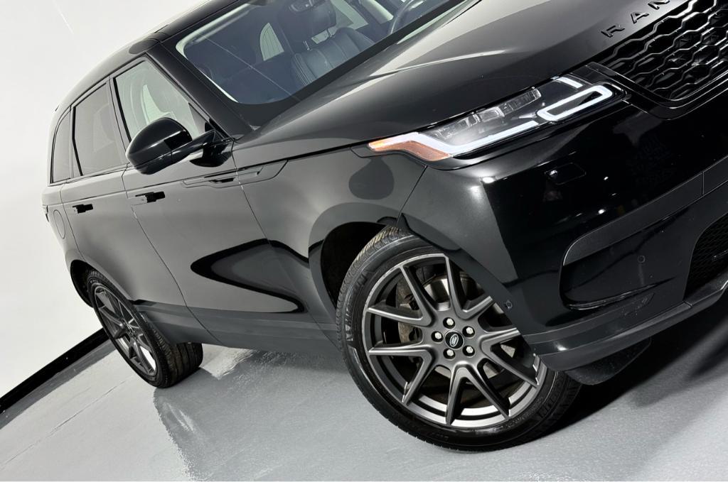 used 2021 Land Rover Range Rover Velar car, priced at $31,400