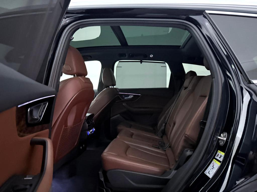 used 2018 Audi Q7 car, priced at $17,900