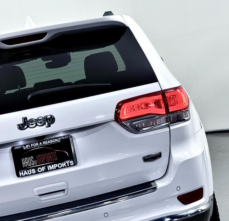 used 2018 Jeep Grand Cherokee car, priced at $20,400