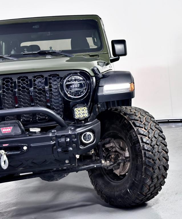 used 2022 Jeep Gladiator car, priced at $29,900