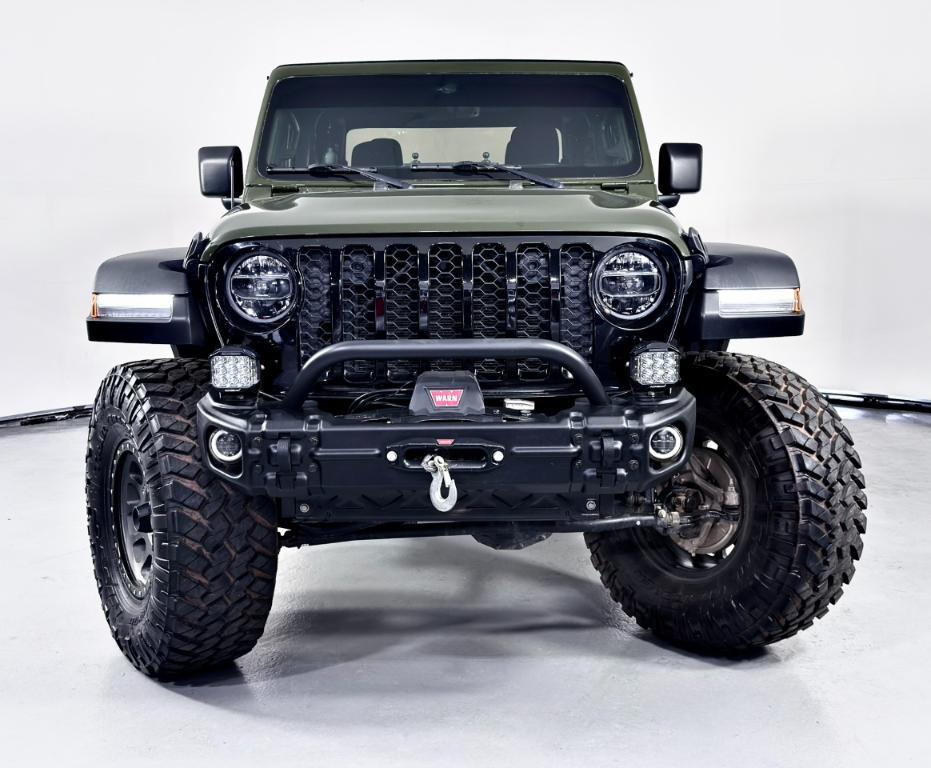 used 2022 Jeep Gladiator car, priced at $29,900