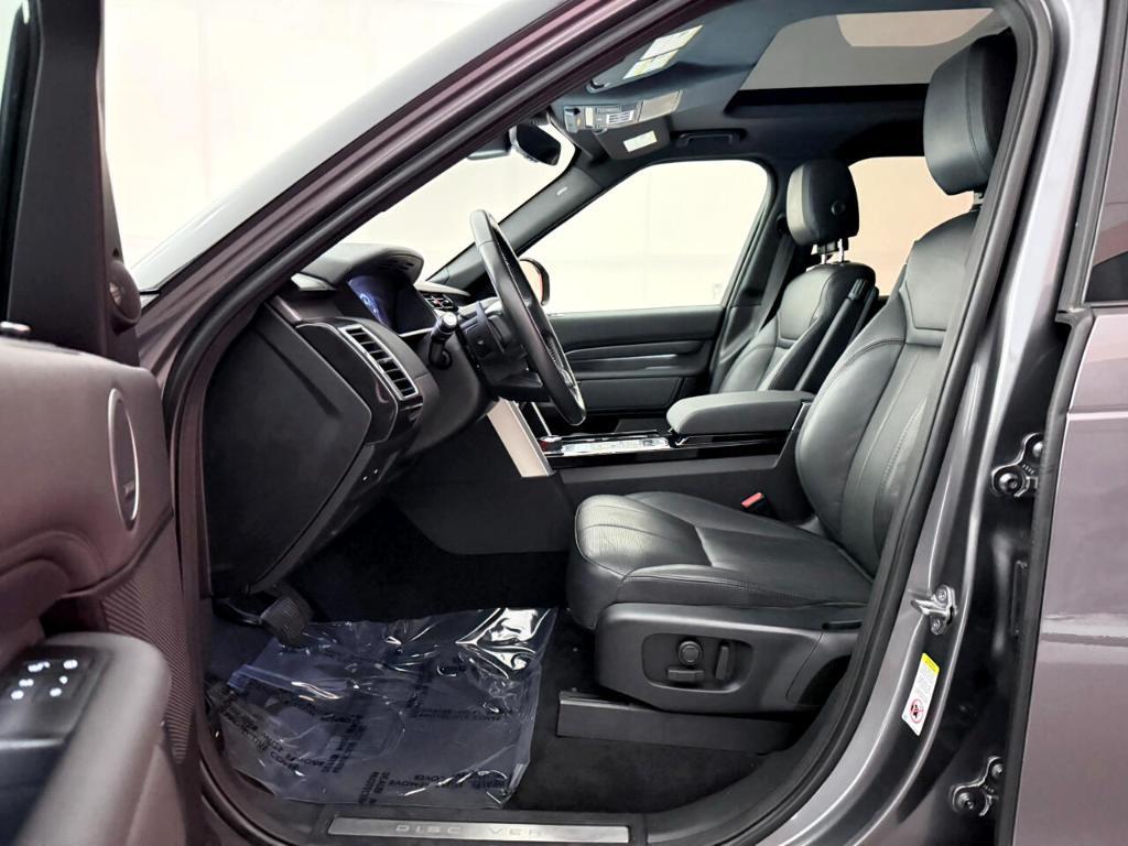 used 2019 Land Rover Discovery car, priced at $22,500