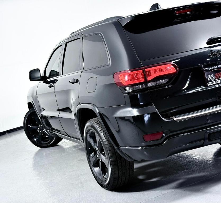 used 2016 Jeep Grand Cherokee car, priced at $10,500