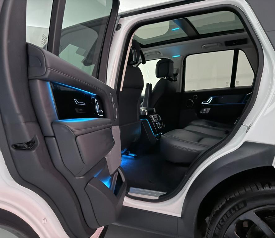 used 2021 Land Rover Range Rover car, priced at $40,900