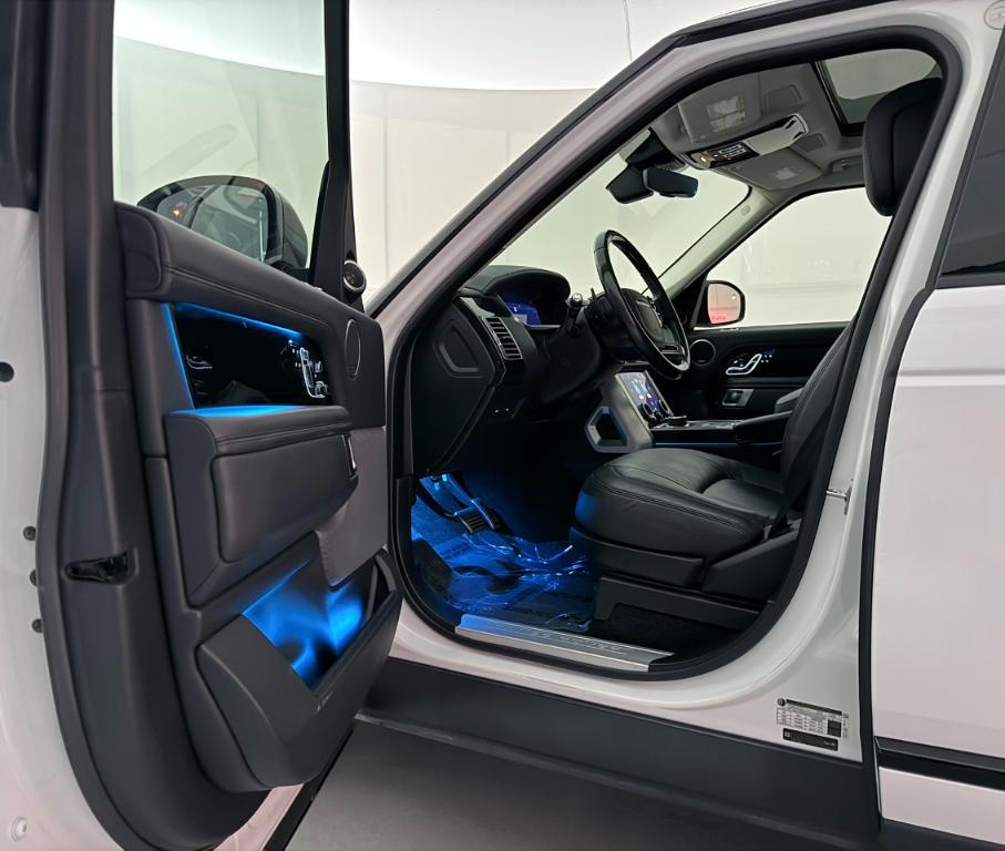 used 2021 Land Rover Range Rover car, priced at $40,900