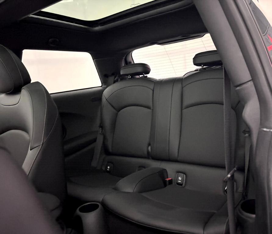 used 2016 MINI Hardtop car, priced at $19,500