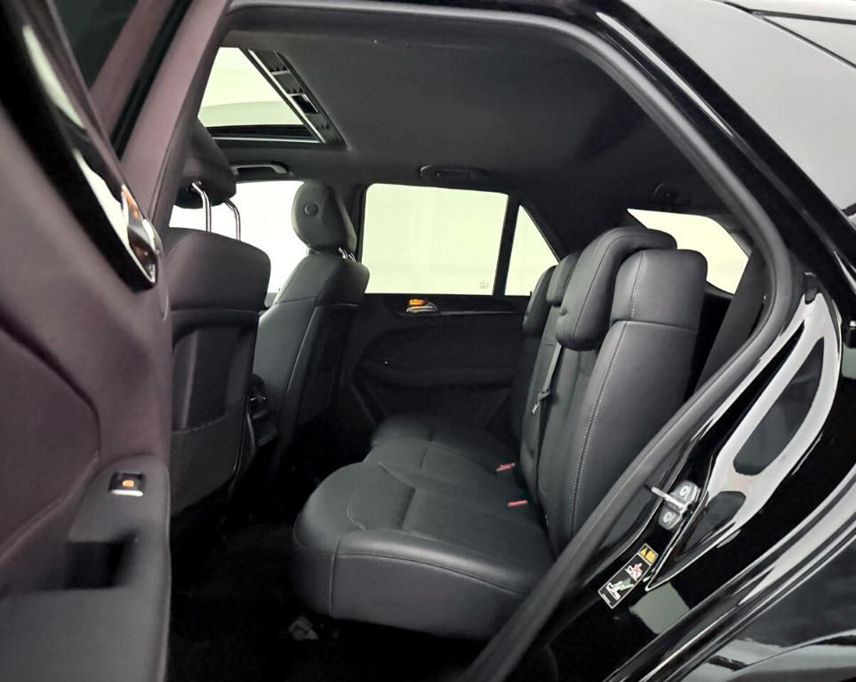 used 2019 Mercedes-Benz GLE 400 car, priced at $23,800