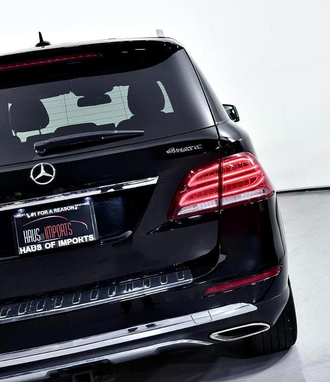 used 2019 Mercedes-Benz GLE 400 car, priced at $23,800