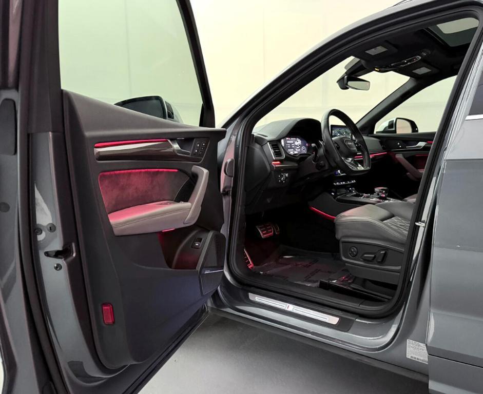 used 2018 Audi SQ5 car, priced at $23,300