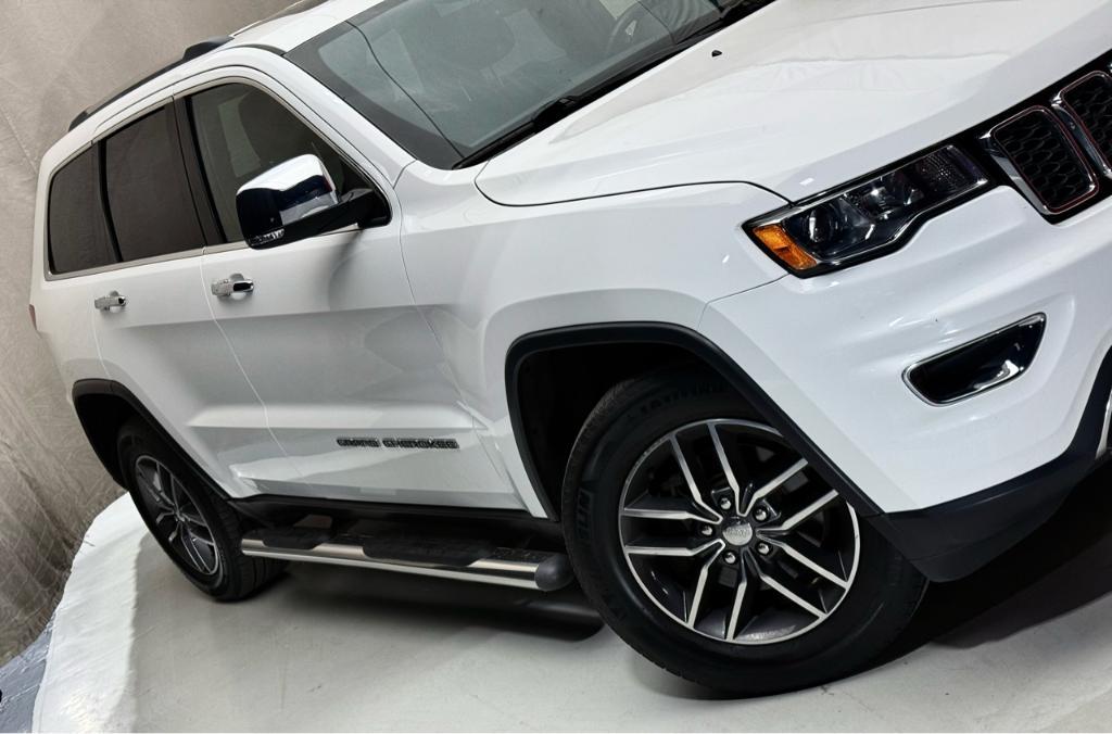 used 2018 Jeep Grand Cherokee car, priced at $16,900