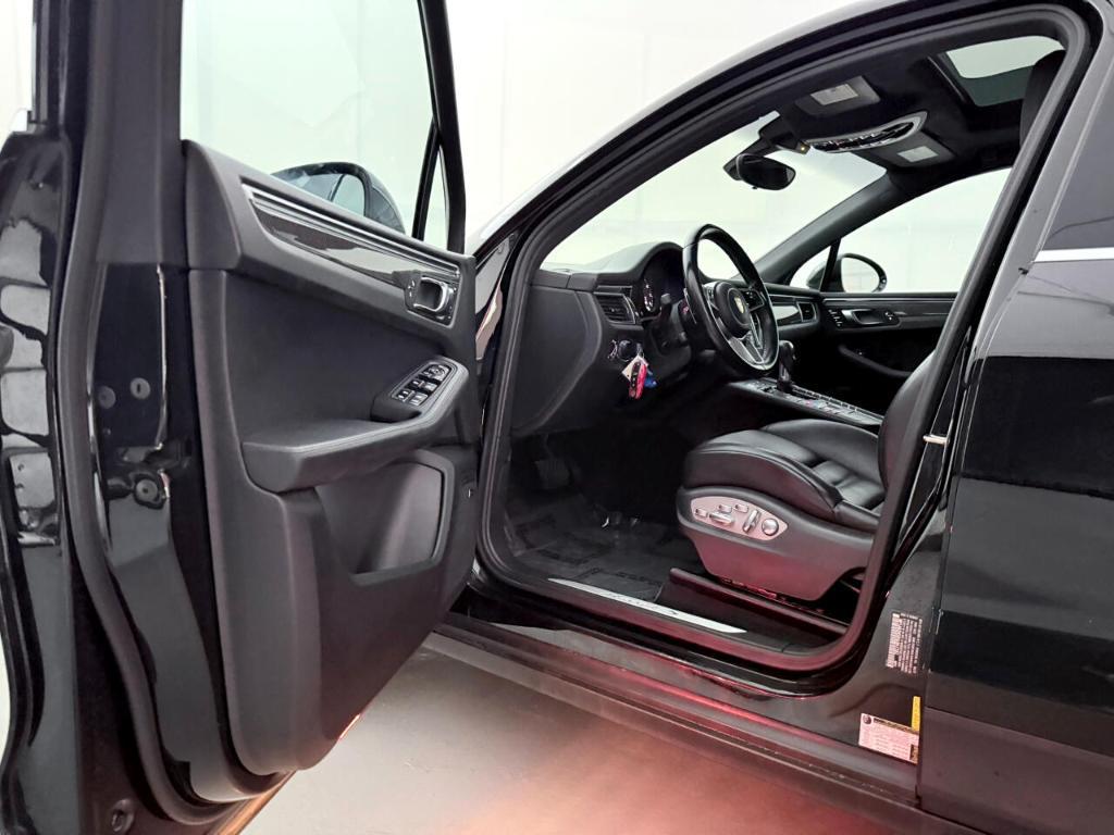used 2016 Porsche Macan car, priced at $11,500