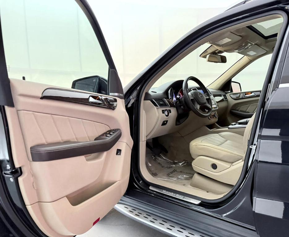 used 2016 Mercedes-Benz GL-Class car, priced at $18,900