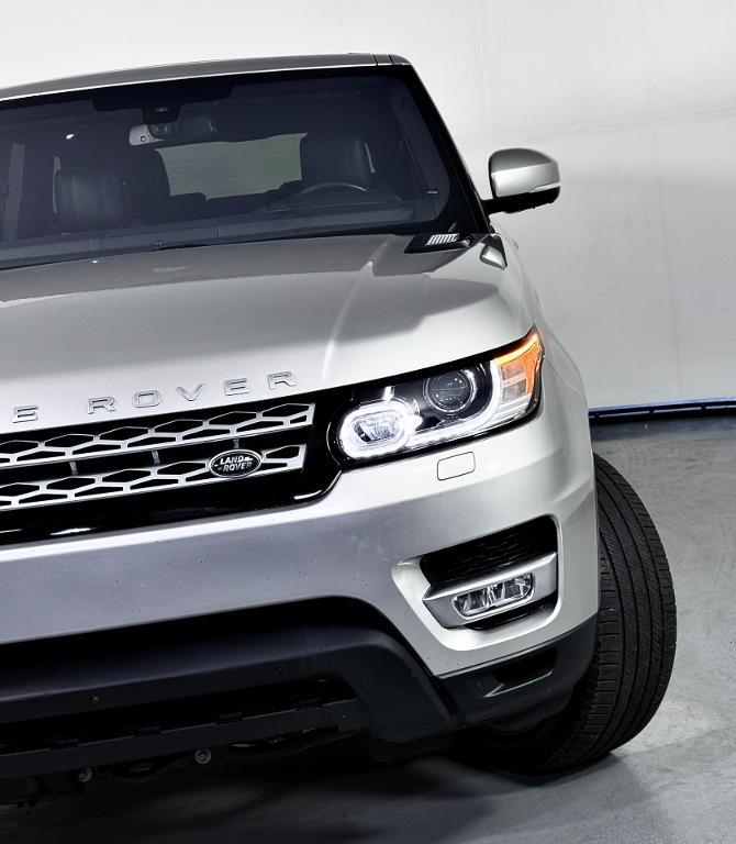 used 2016 Land Rover Range Rover Sport car, priced at $15,800