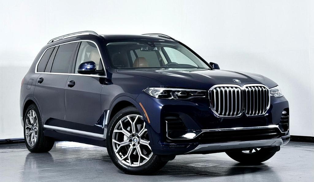 used 2022 BMW X7 car, priced at $39,250