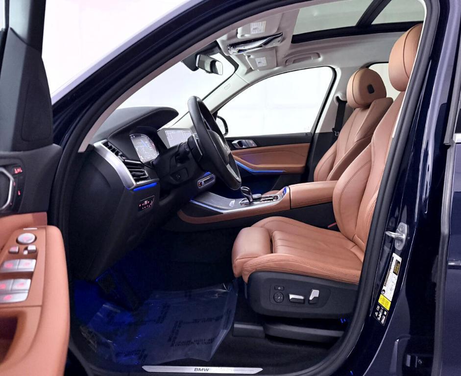used 2022 BMW X7 car, priced at $39,250