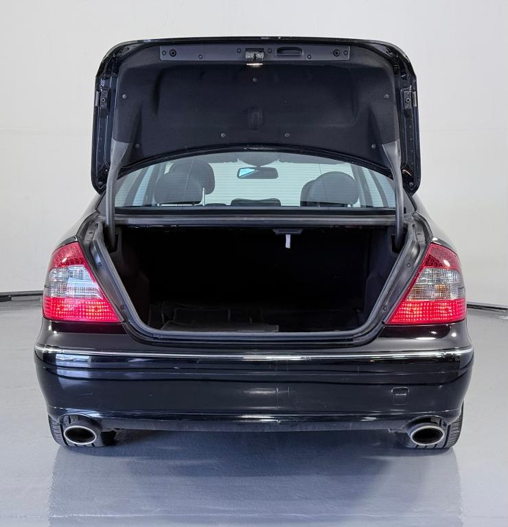 used 2007 Mercedes-Benz E-Class car, priced at $7,800