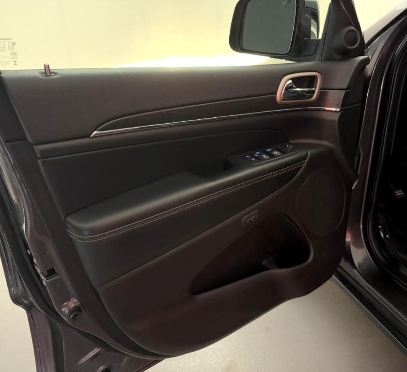 used 2017 Jeep Grand Cherokee car, priced at $15,900