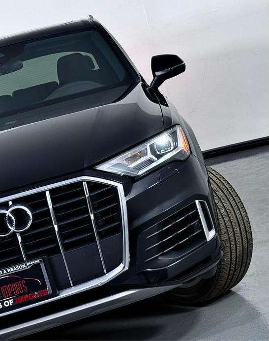 used 2020 Audi Q7 car, priced at $26,900