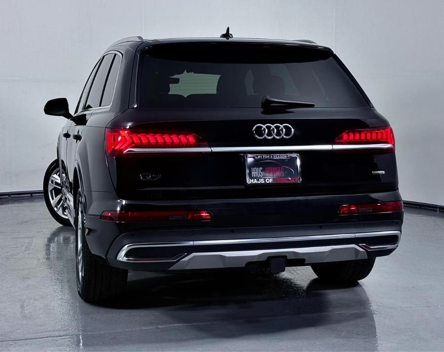 used 2020 Audi Q7 car, priced at $26,900