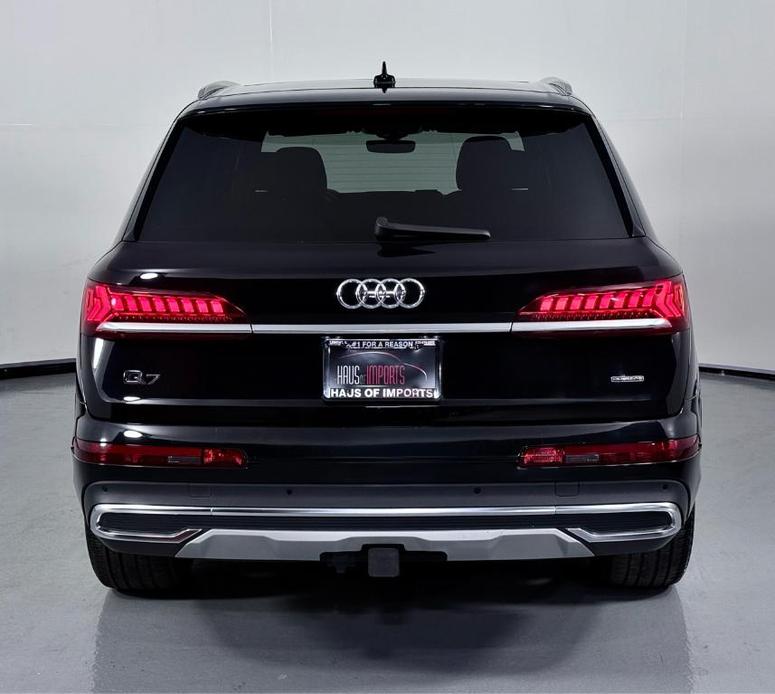 used 2020 Audi Q7 car, priced at $26,900