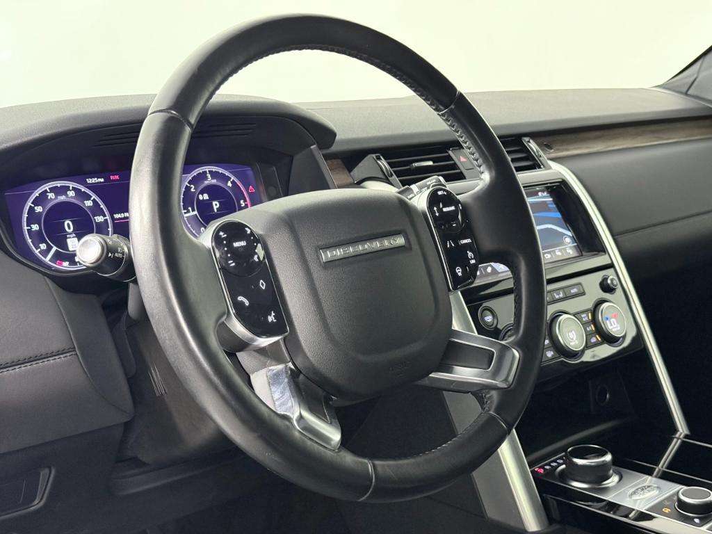 used 2020 Land Rover Discovery car, priced at $25,900