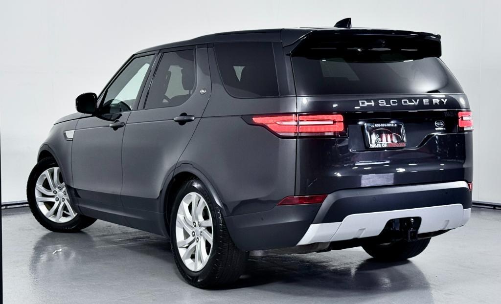 used 2020 Land Rover Discovery car, priced at $25,900