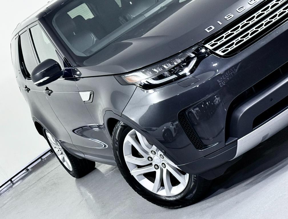 used 2020 Land Rover Discovery car, priced at $25,900