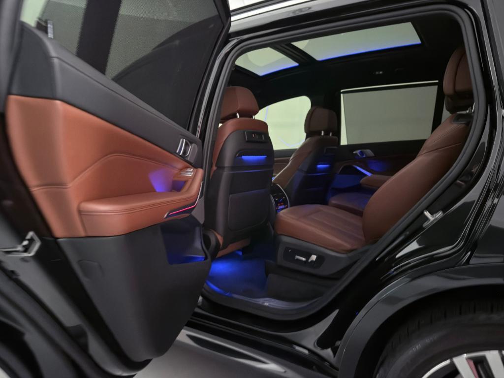 used 2021 BMW X7 car, priced at $44,500