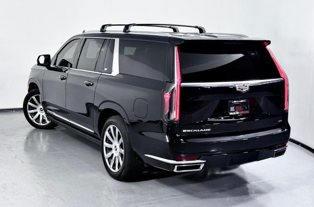 used 2022 Cadillac Escalade ESV car, priced at $66,900