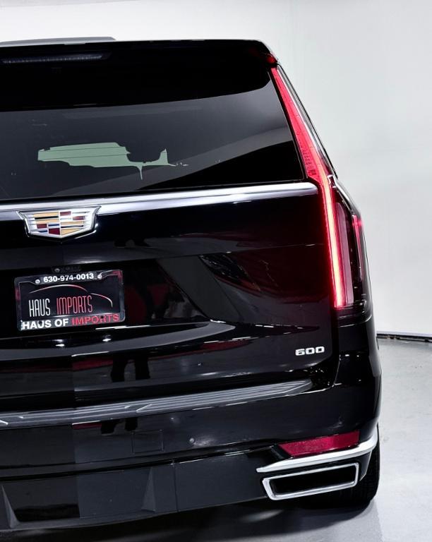 used 2022 Cadillac Escalade ESV car, priced at $66,900