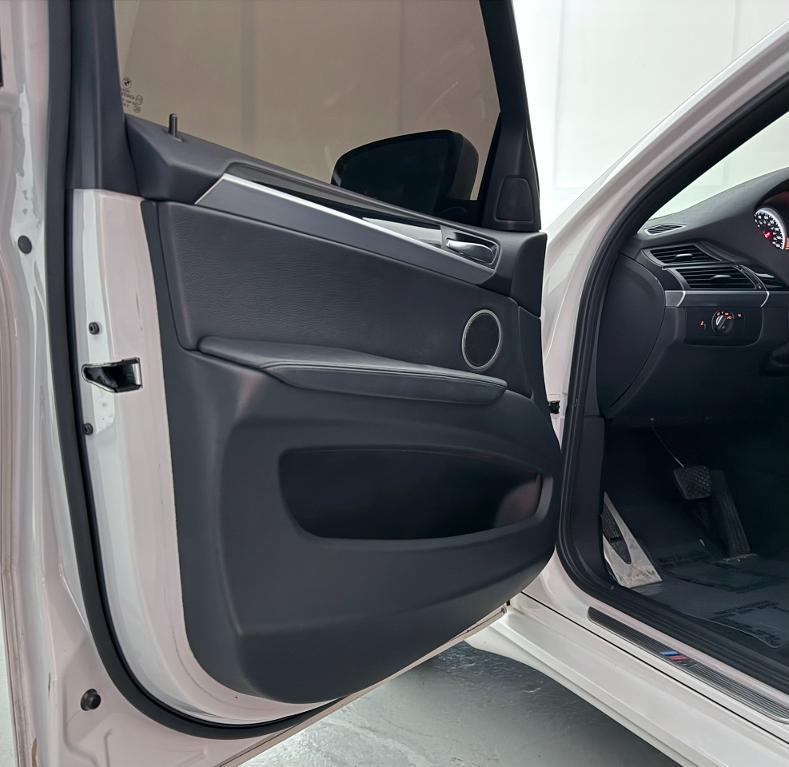 used 2013 BMW X6 M car, priced at $19,300