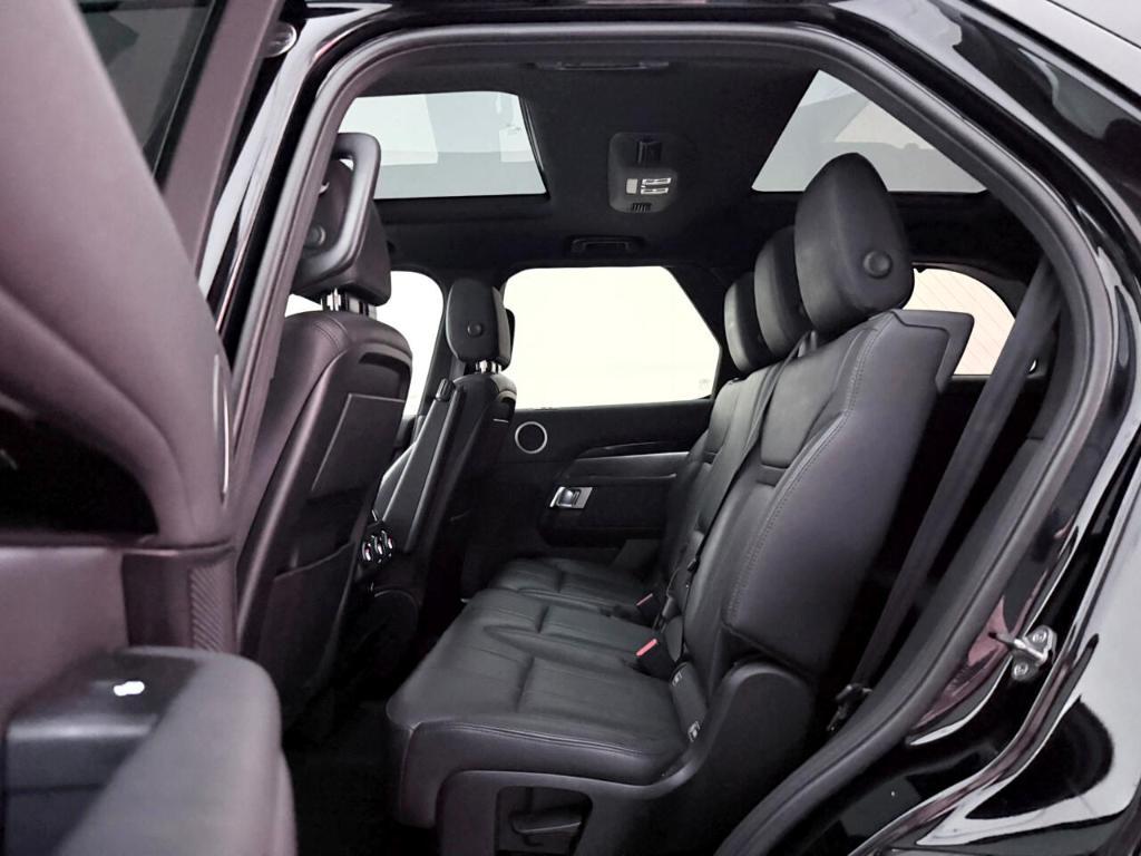 used 2019 Land Rover Discovery car, priced at $18,700