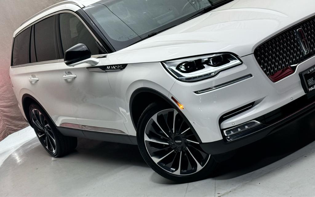 used 2022 Lincoln Aviator car, priced at $35,900