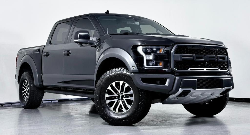 used 2019 Ford F-150 car, priced at $39,900